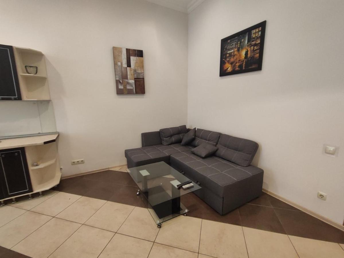 Comfortable Apartment On Mikhaylovskiy Lane كييف المظهر الخارجي الصورة