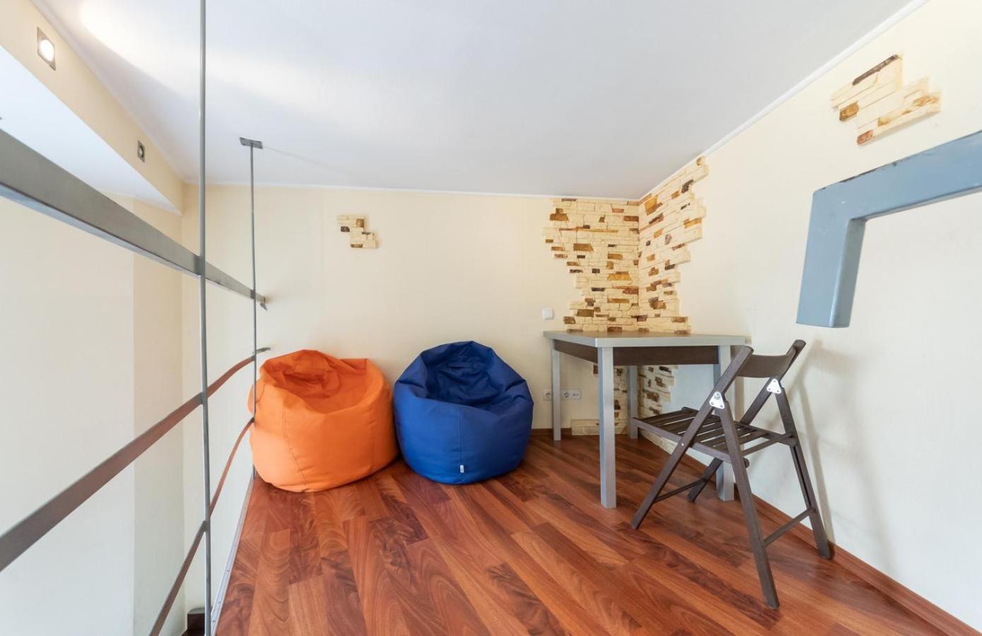 Comfortable Apartment On Mikhaylovskiy Lane كييف المظهر الخارجي الصورة