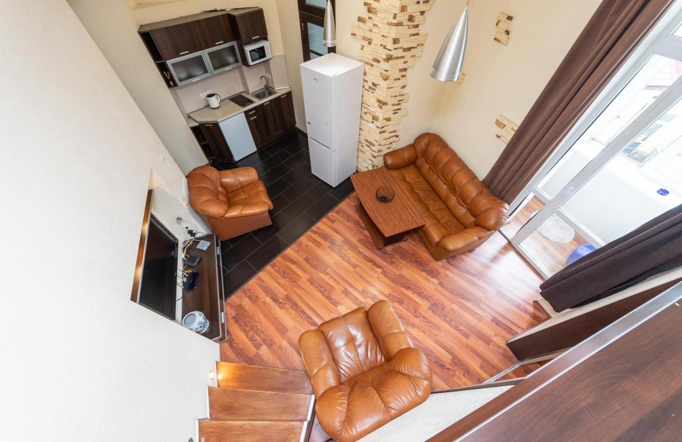 Comfortable Apartment On Mikhaylovskiy Lane كييف المظهر الخارجي الصورة